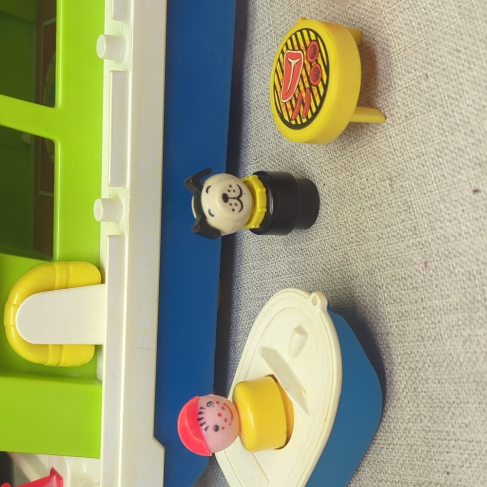 #11- Vintage Fisher Price‎ Little People 1972 #985 Happy House Boat + Figures - Picture 2 of 11